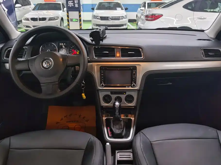 Volkswagen Lavida — миниатюра 12