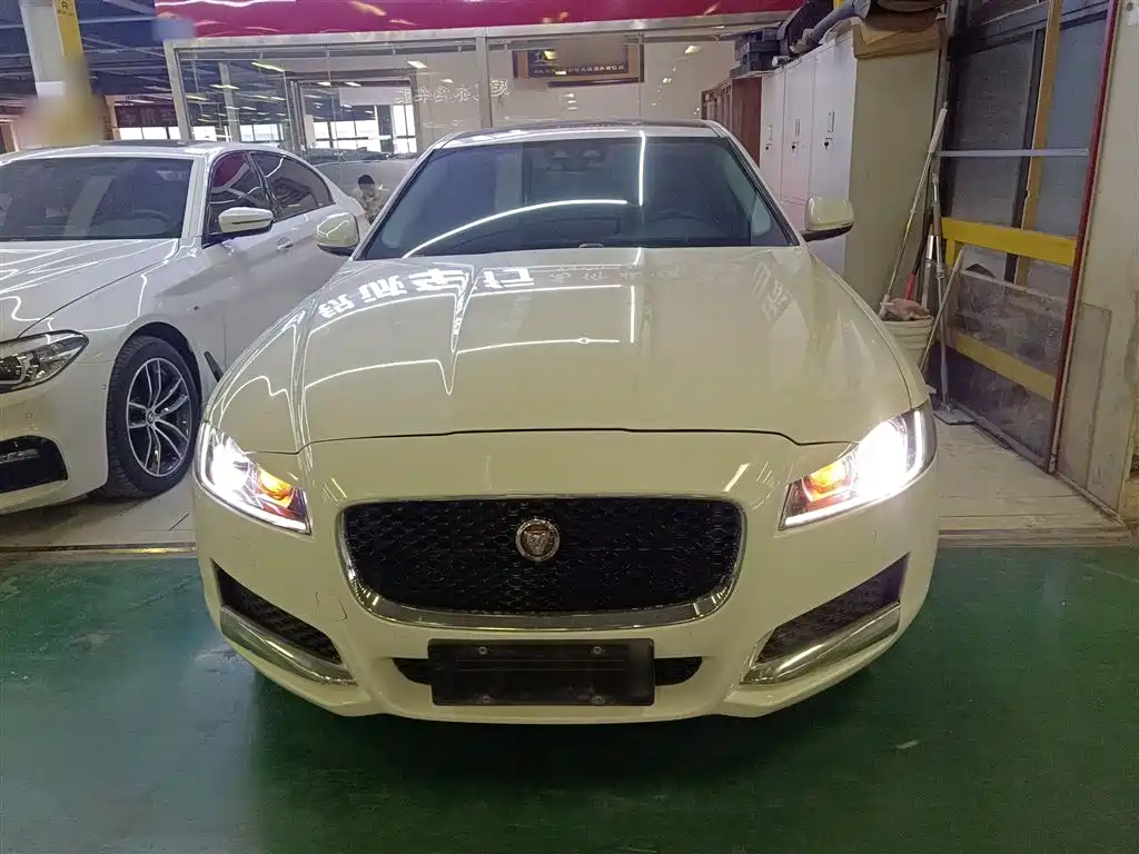 Jaguar XFL 2020 XFL 2.0T P200 Elite