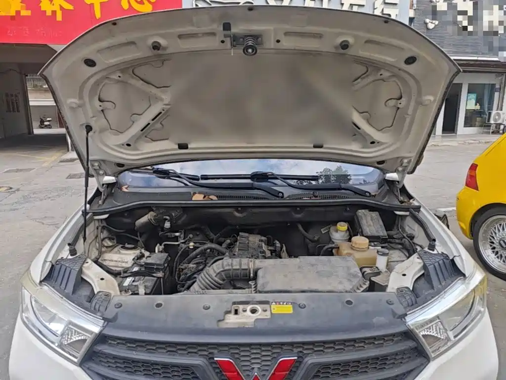 Wuling Hongguang — миниатюра 20