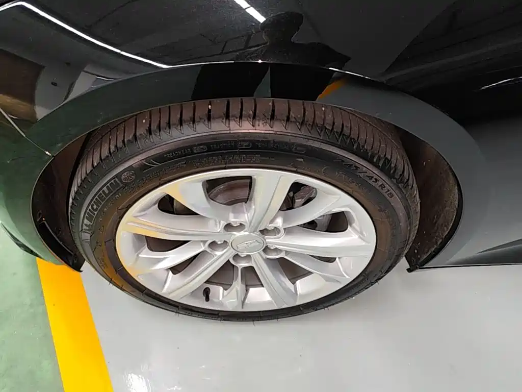 Cadillac CT5 — миниатюра 23