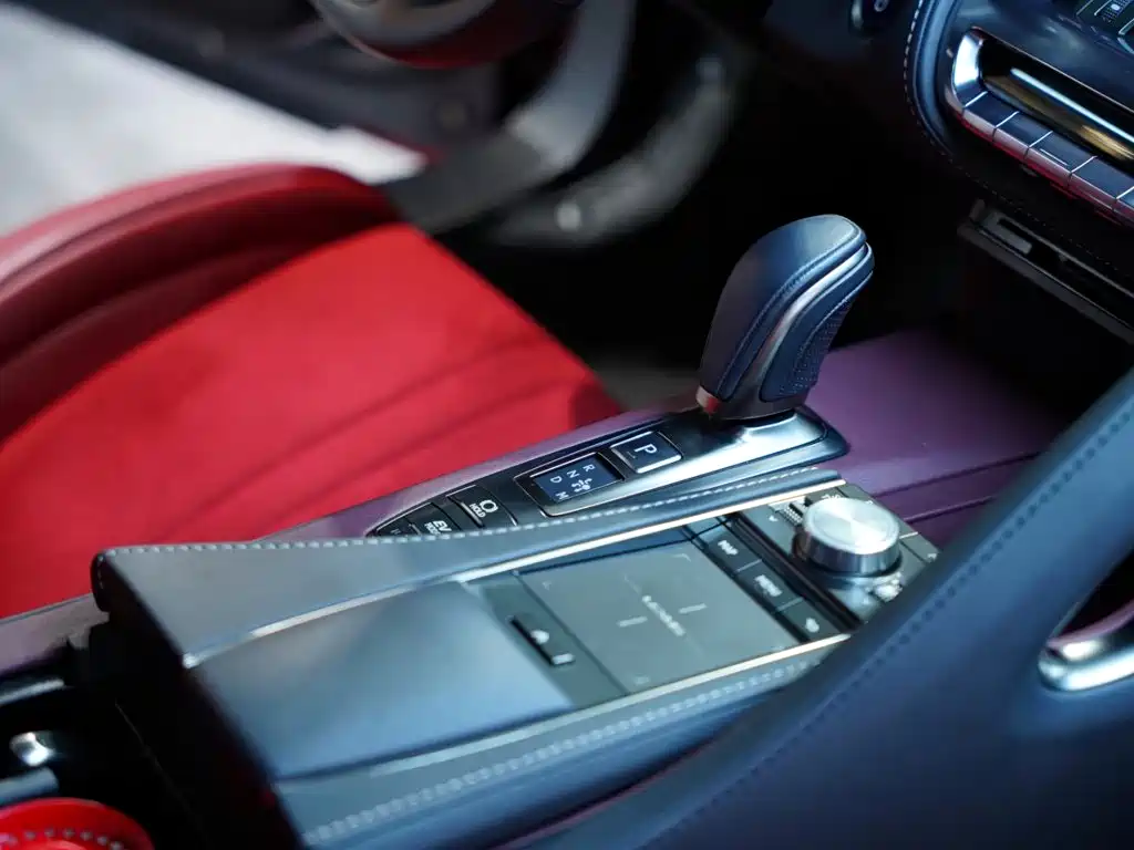 Lexus LC — миниатюра 30
