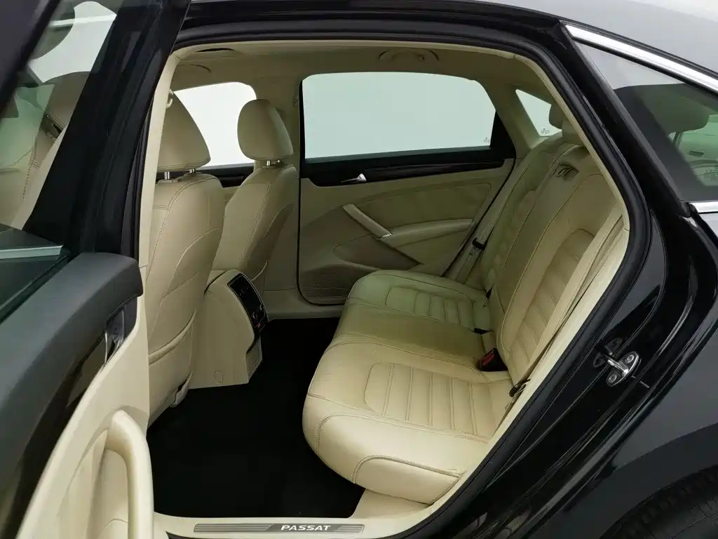 Volkswagen Passat — миниатюра 15