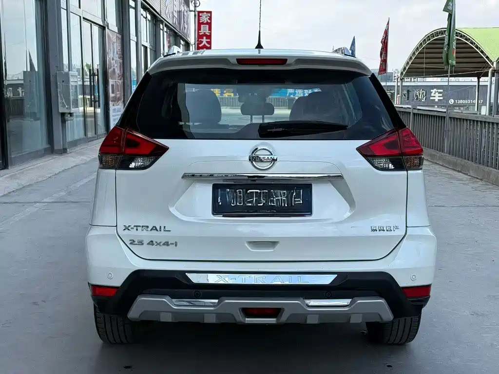 Nissan X-Trail — миниатюра 5
