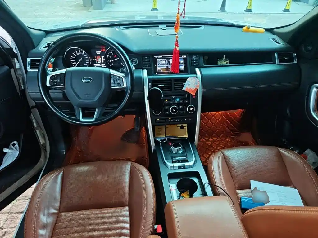 Land Rover Discovery Sport — миниатюра 13