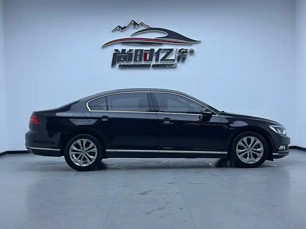 Volkswagen Magotan 2017 330TSI DSG Luxury