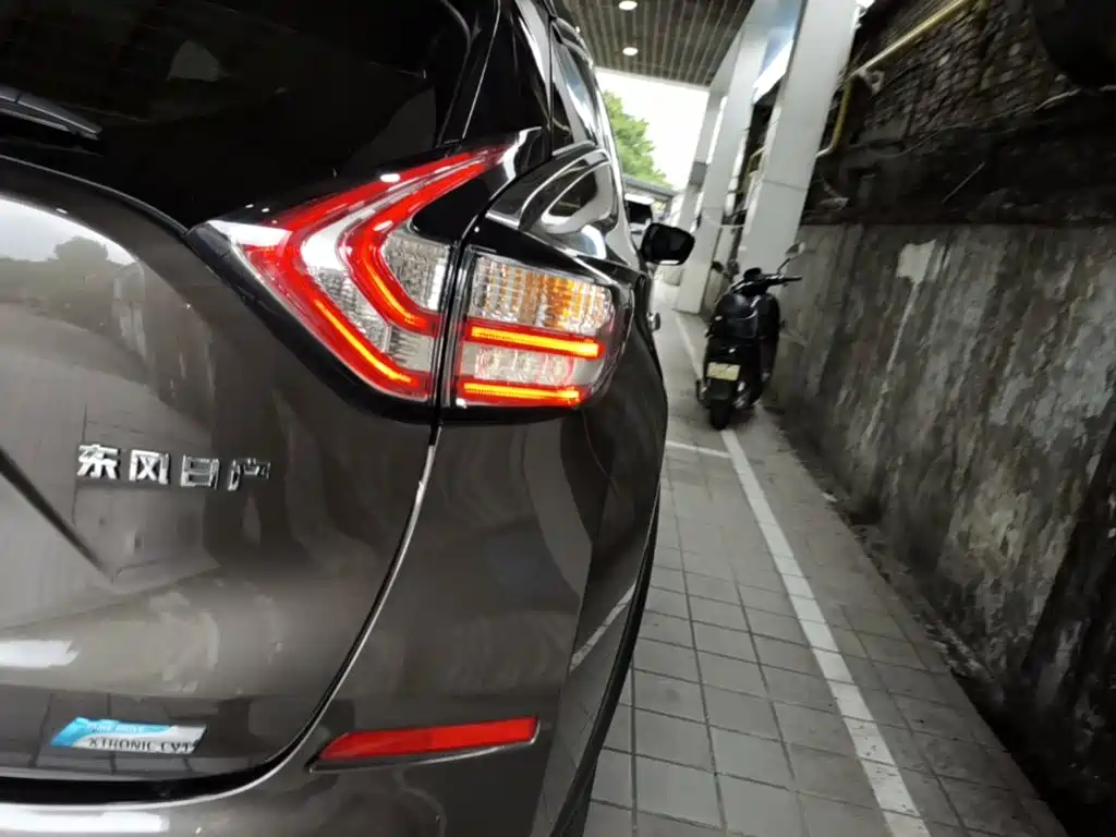 Nissan Murano — миниатюра 8