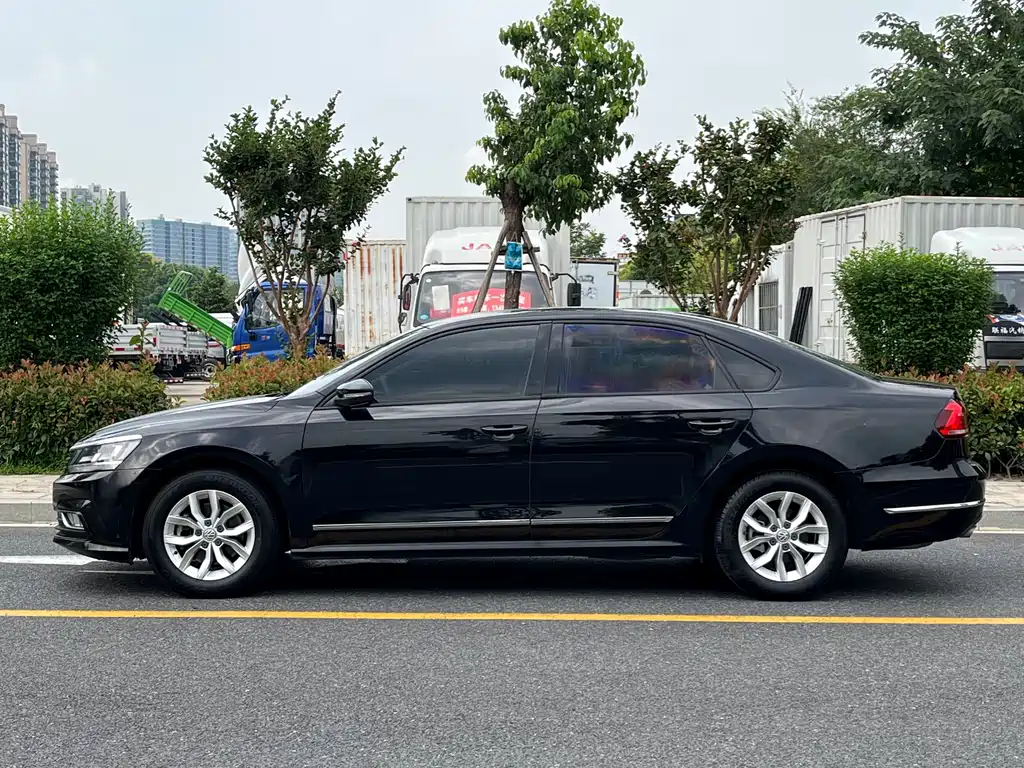 Volkswagen Passat — миниатюра 3