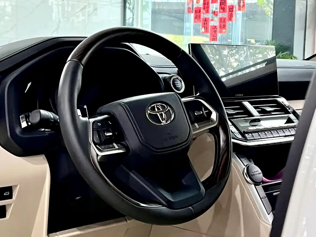 Toyota Land Cruiser 2026 4.0L AT
