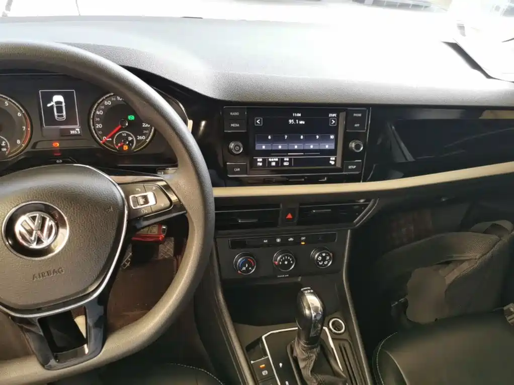 Volkswagen Lavida — миниатюра 10