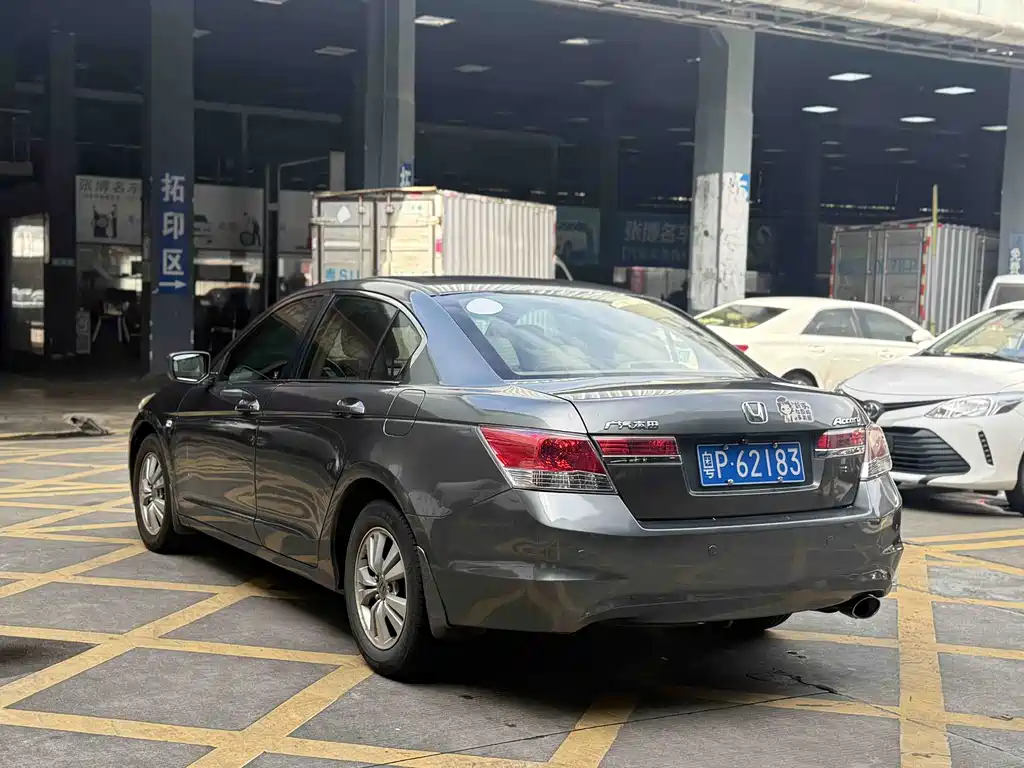 Honda Accord 2011 2.0L EX Navi