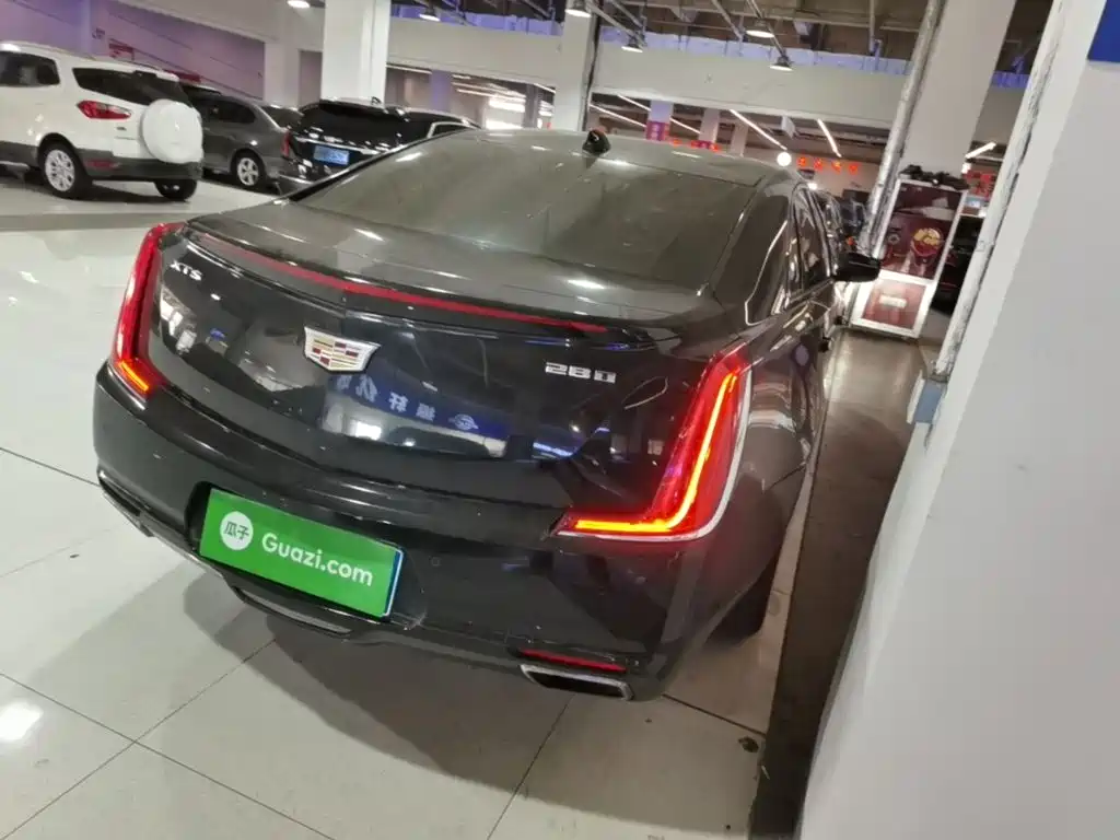 Cadillac XTS — миниатюра 7