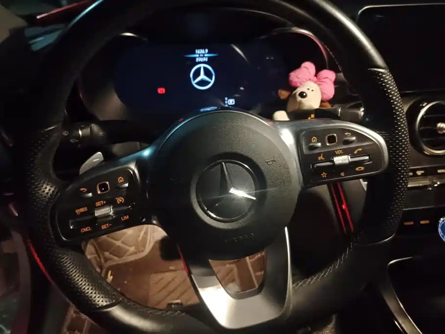 Mercedes-Benz C-Class — миниатюра 15