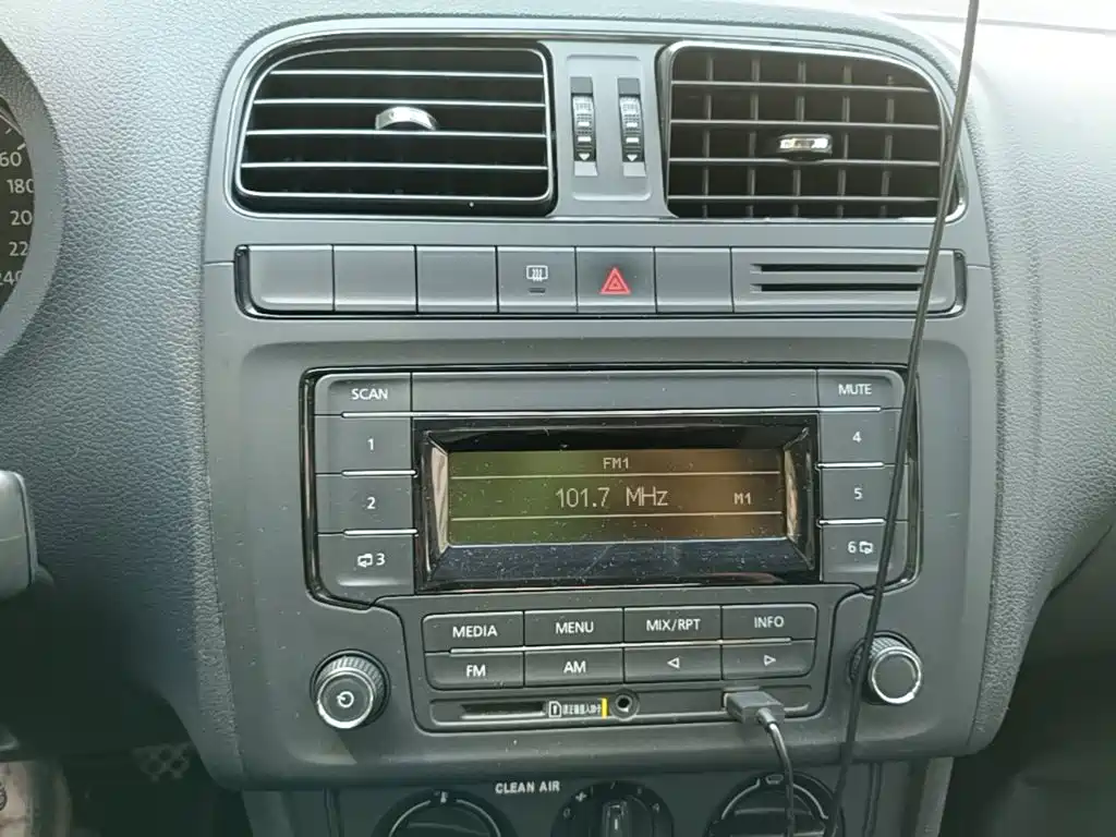 Volkswagen Polo — миниатюра 9