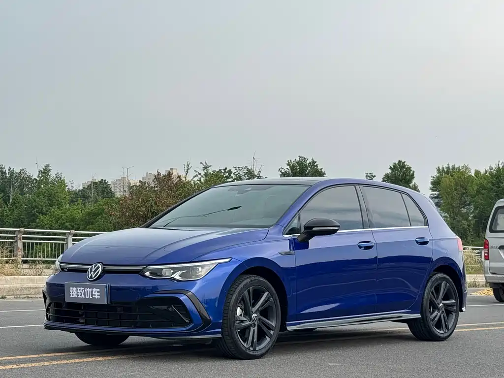 Volkswagen Golf 2021