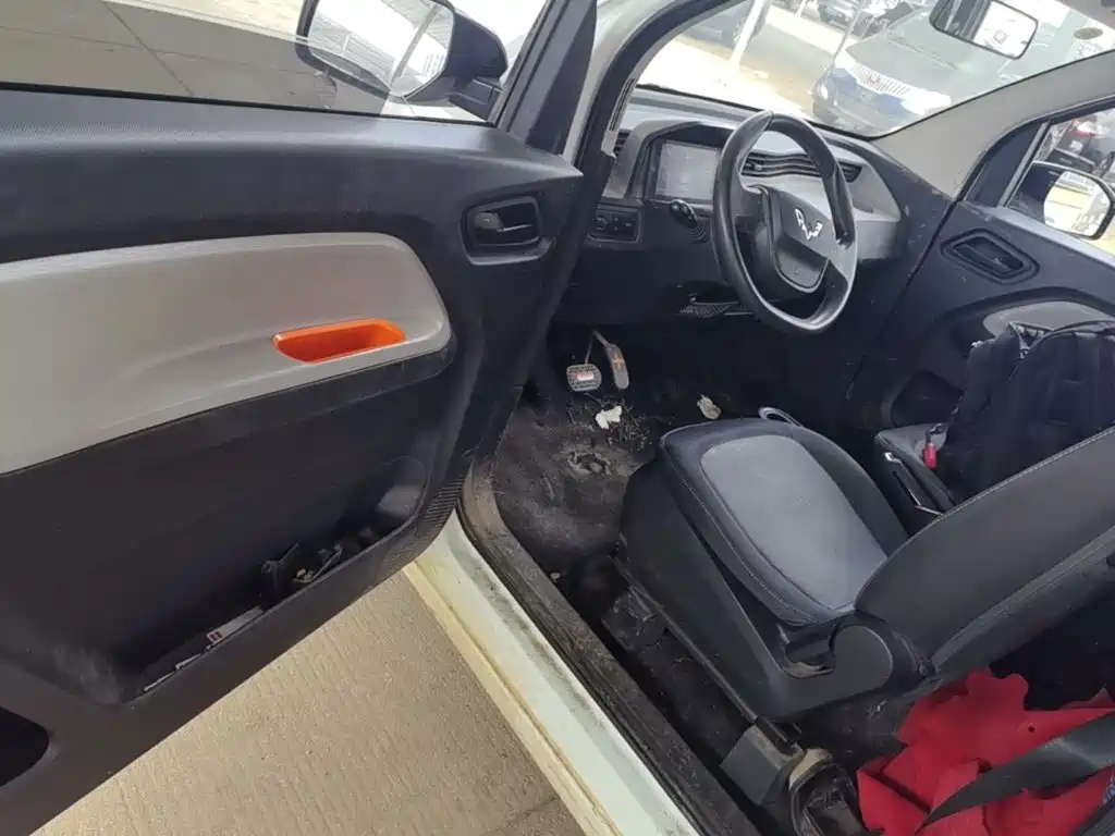 Wuling MINIEV — миниатюра 16