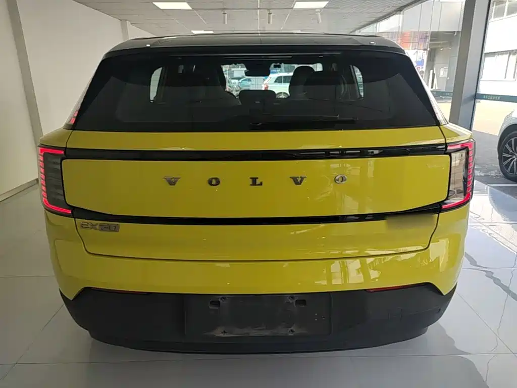 Volvo EX30 — миниатюра 6