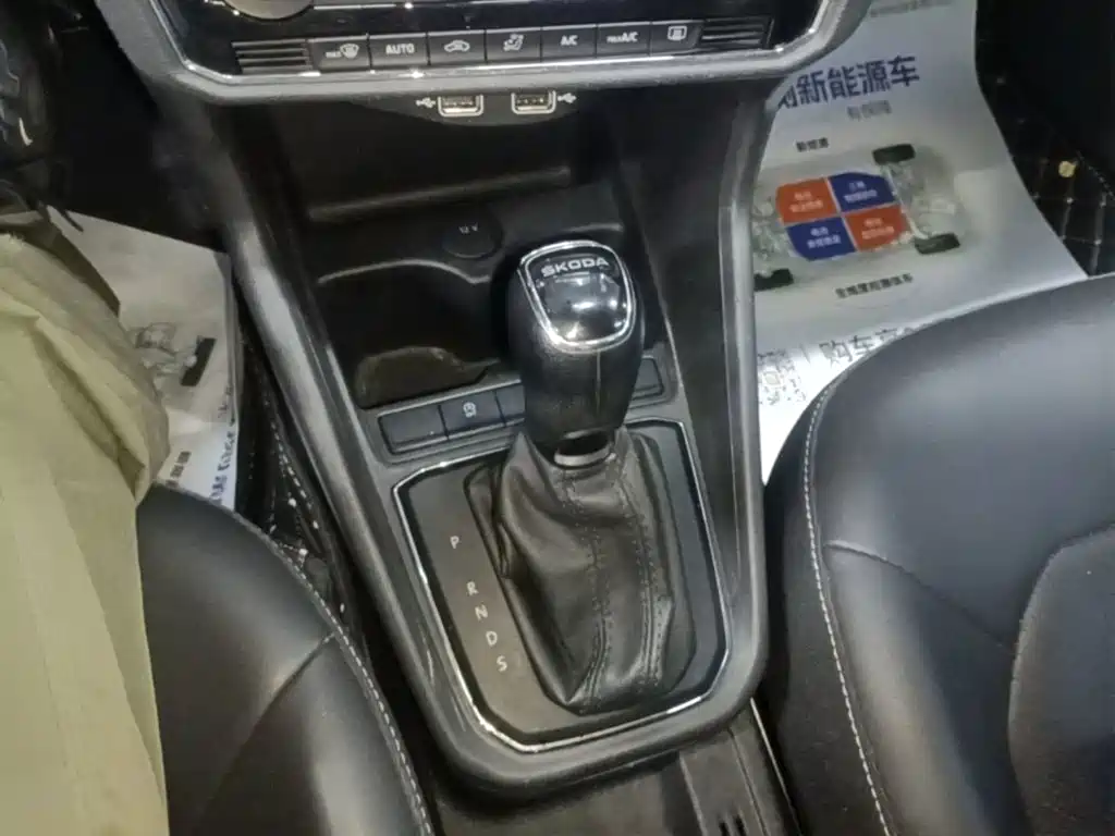 Skoda Rapid — миниатюра 14