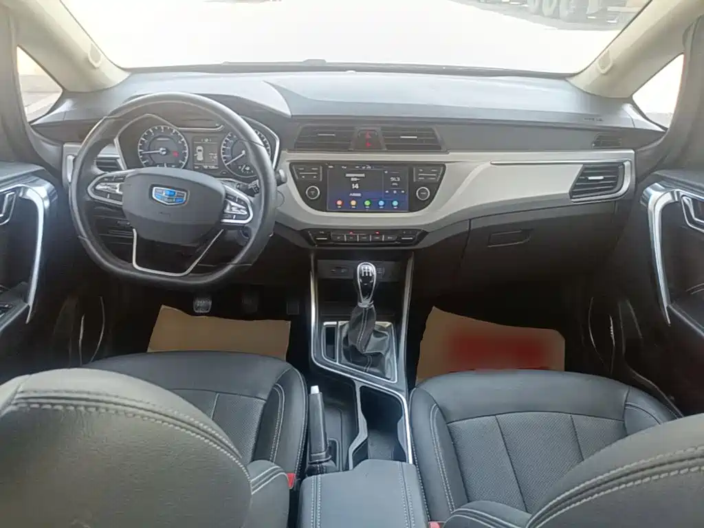 Geely Vision X3 — миниатюра 10