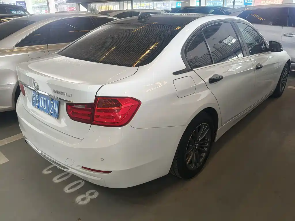 BMW 3 Series — миниатюра 8
