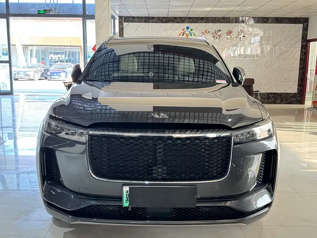 Li Auto ONE 2020 6 мест