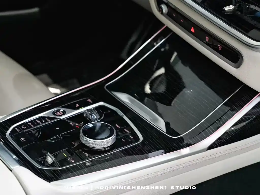 BMW X7 — миниатюра 9