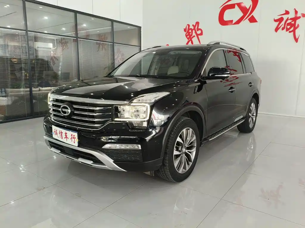 2017 GAC Trumpchi GS8 - zdjęcie 1 z 16