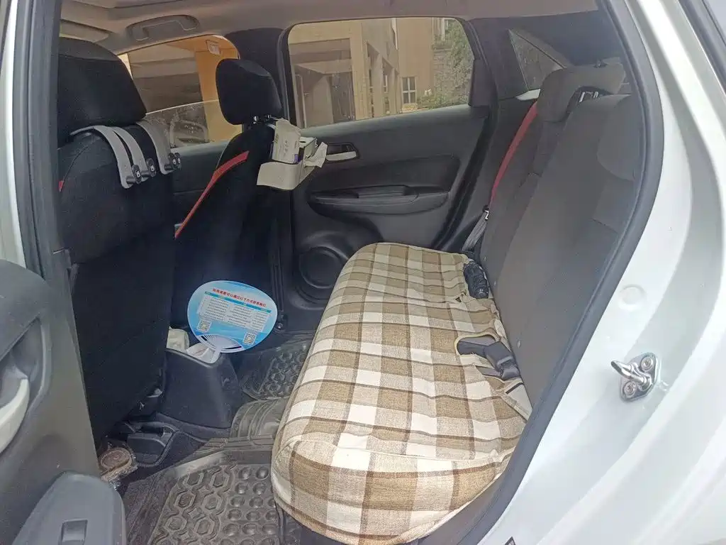 Honda Fit — миниатюра 18
