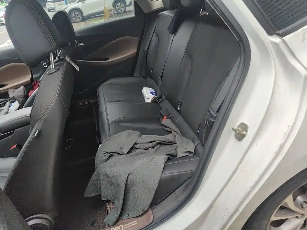 Buick Verano — миниатюра 15