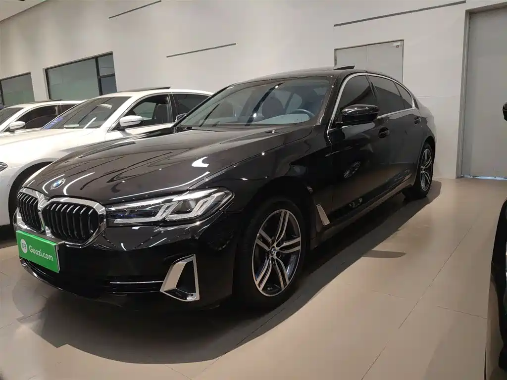 BMW 5 Series 2023
