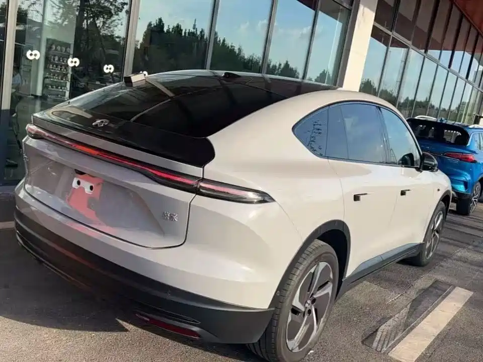 NIO EC6 — миниатюра 6