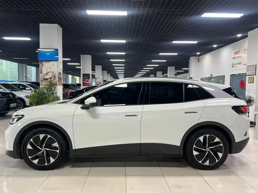 Volkswagen ID.4 Crozz — миниатюра 3