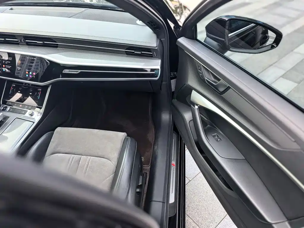 Audi A6L — миниатюра 13