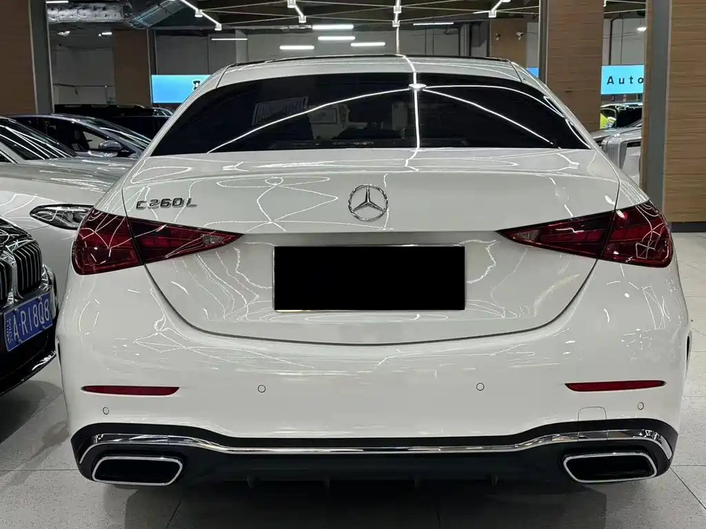 Mercedes-Benz C-Class — миниатюра 4