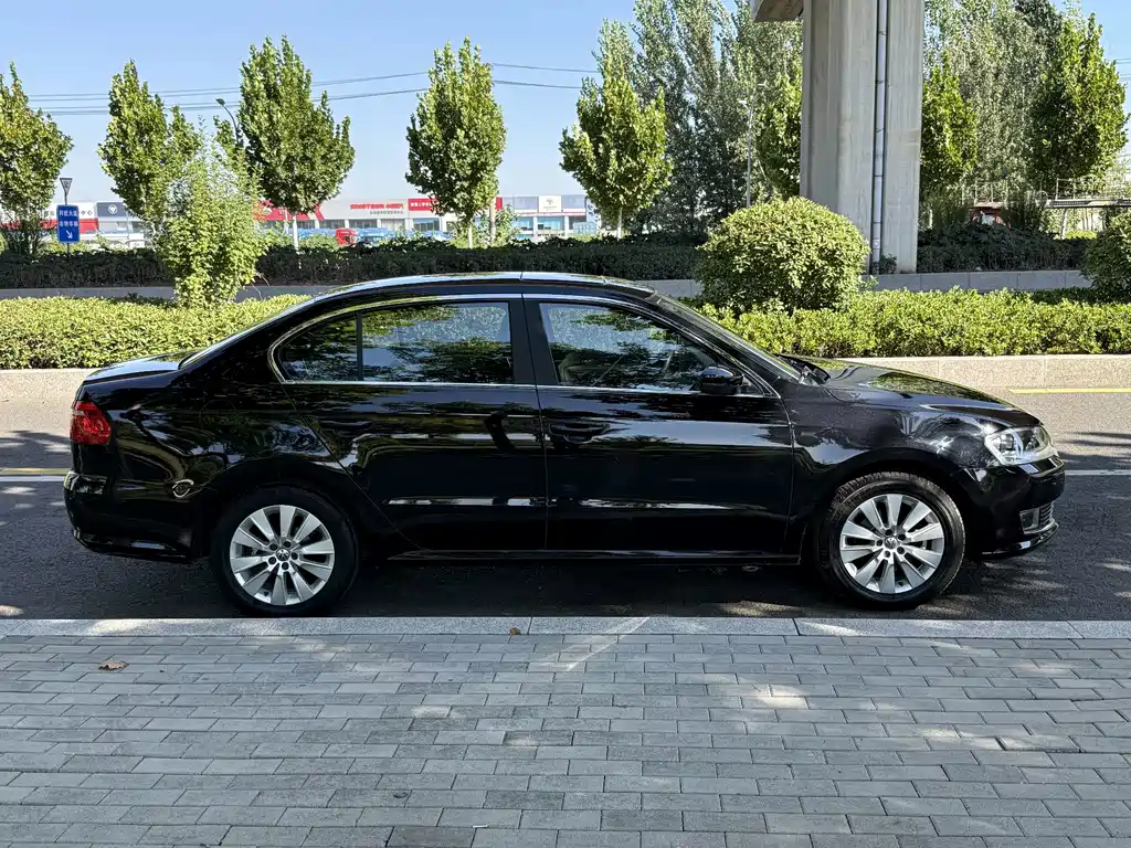 Volkswagen Lavida — миниатюра 7