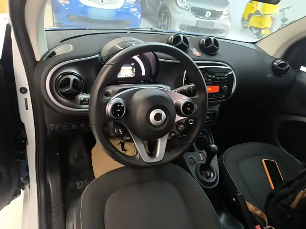smart Smart Fortwo — миниатюра 10