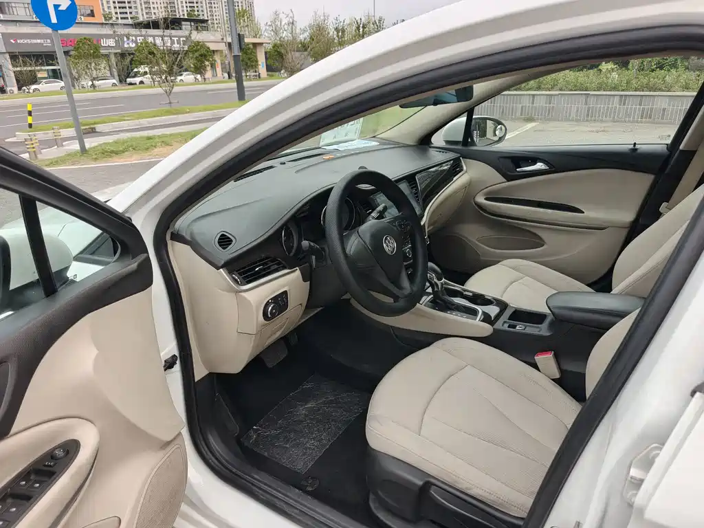 Buick Verano — миниатюра 7