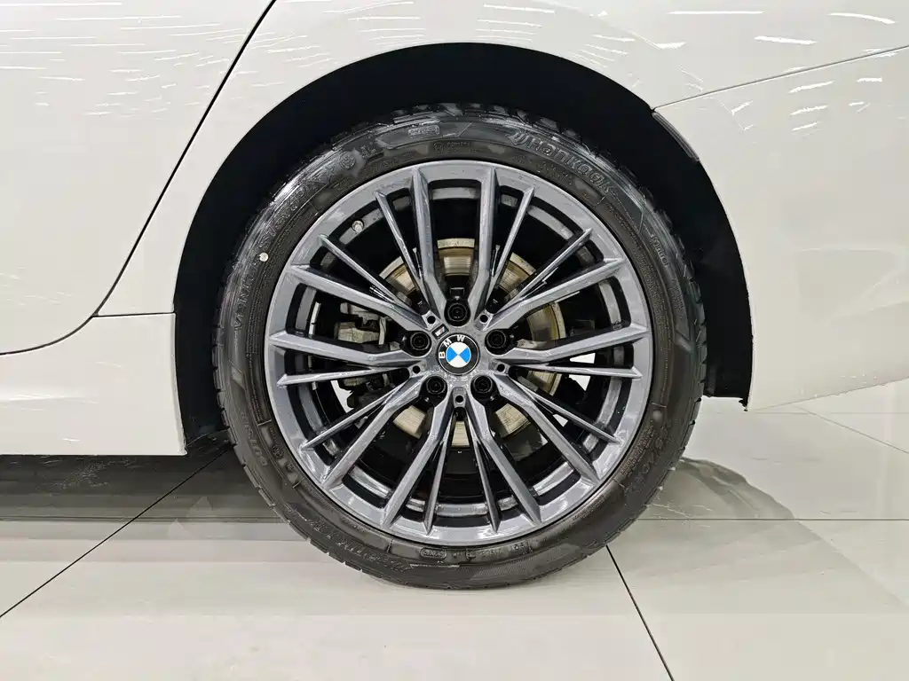 BMW 3 Series — миниатюра 22