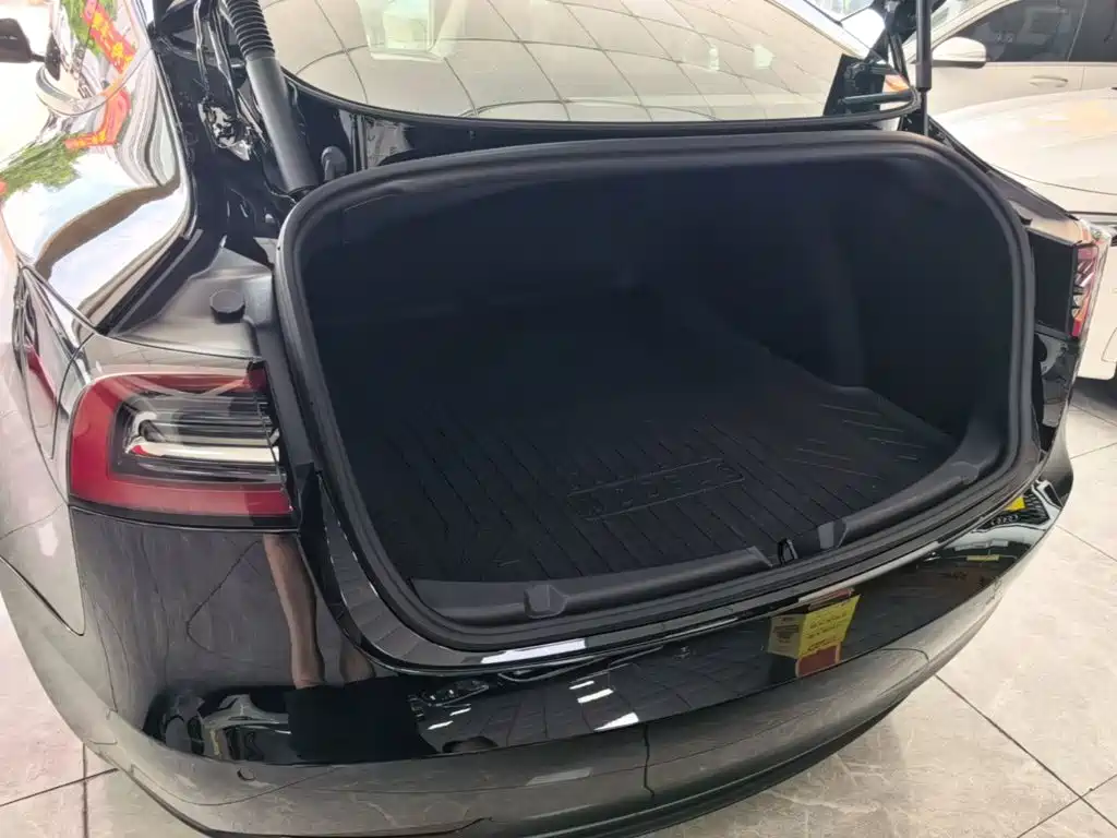 Tesla Model 3 — фотографии объявления, Фото 19