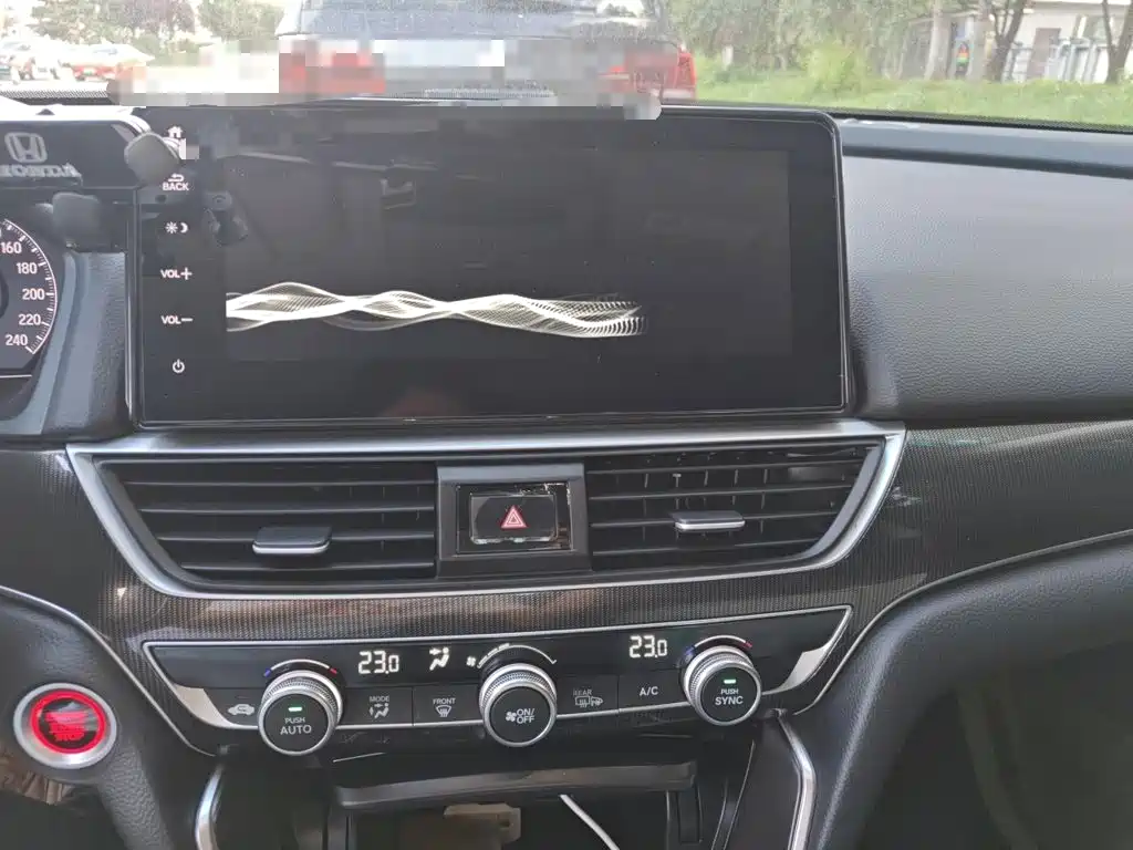 Honda Accord — миниатюра 9