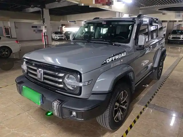 2022 TANK 300