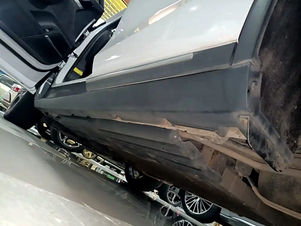 BYD Tang New Energy — миниатюра 22