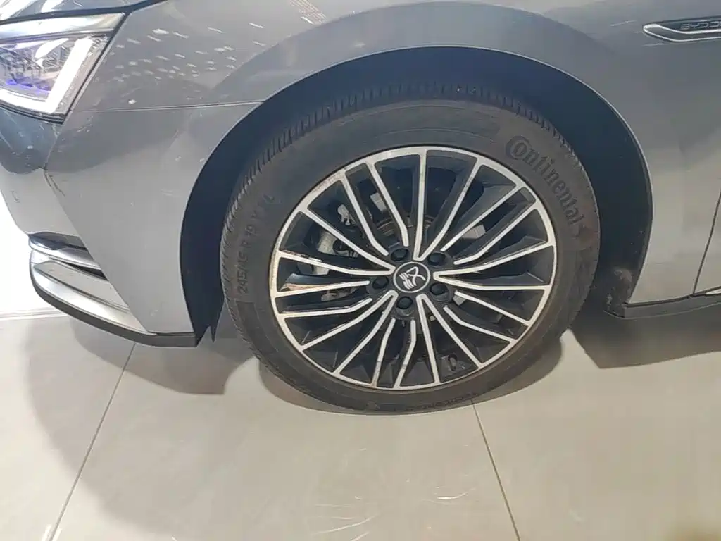 BYD Han — миниатюра 23