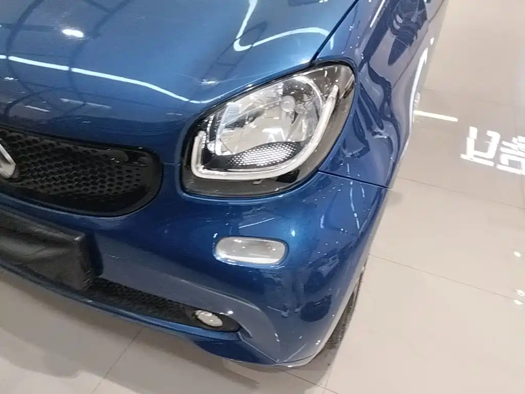 smart Smart Fortwo — миниатюра 24