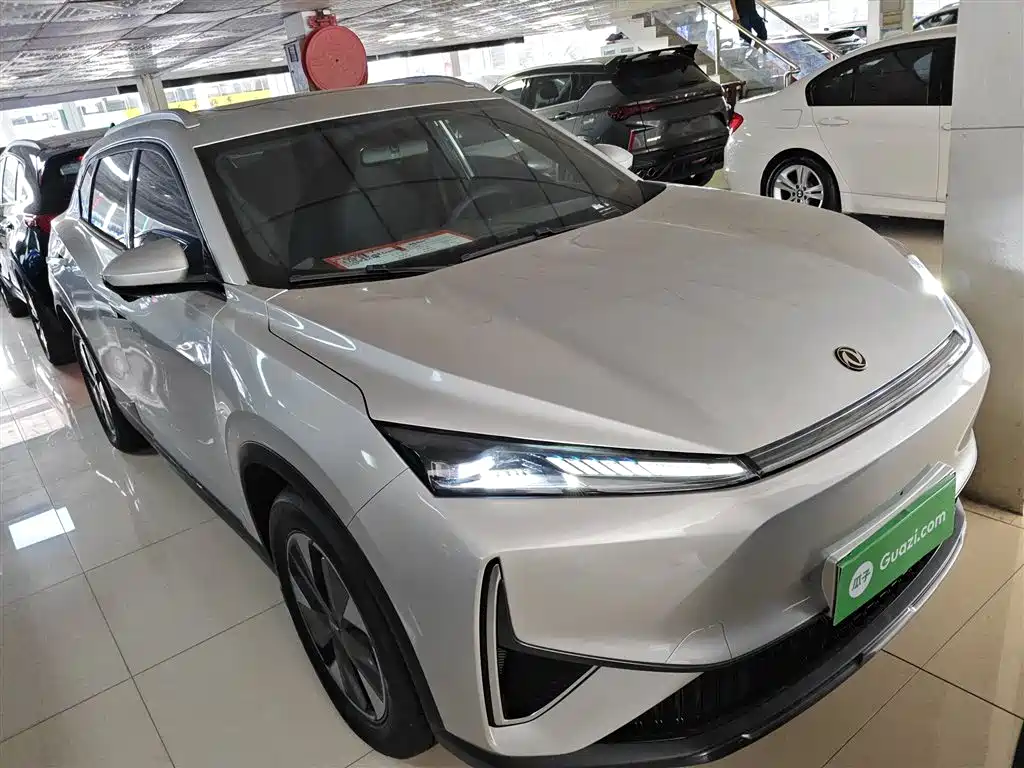 DONGFENG  L7