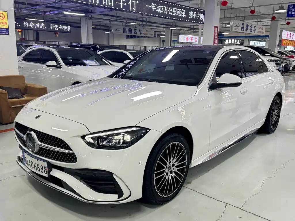 Mercedes-Benz C-Class 2025