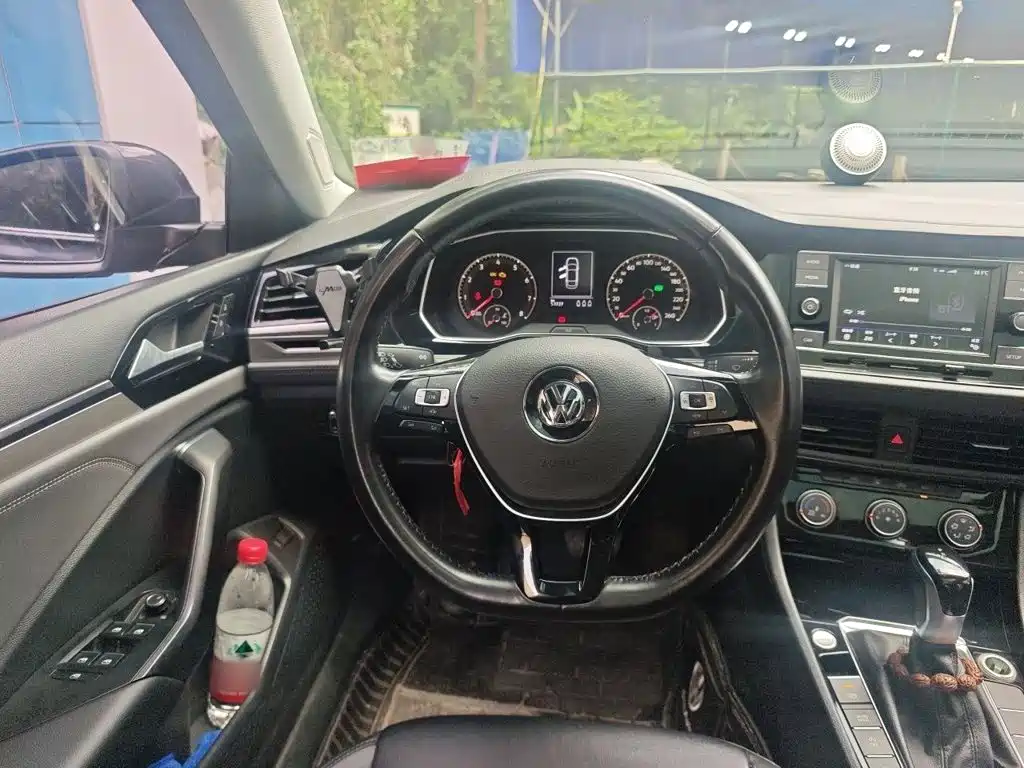 Volkswagen Sagitar — миниатюра 3