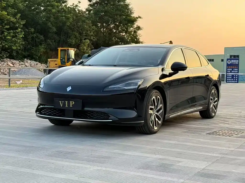 Baojun Очень приятно.