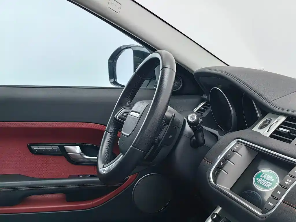 Land Rover Evoque (Import) — миниатюра 24