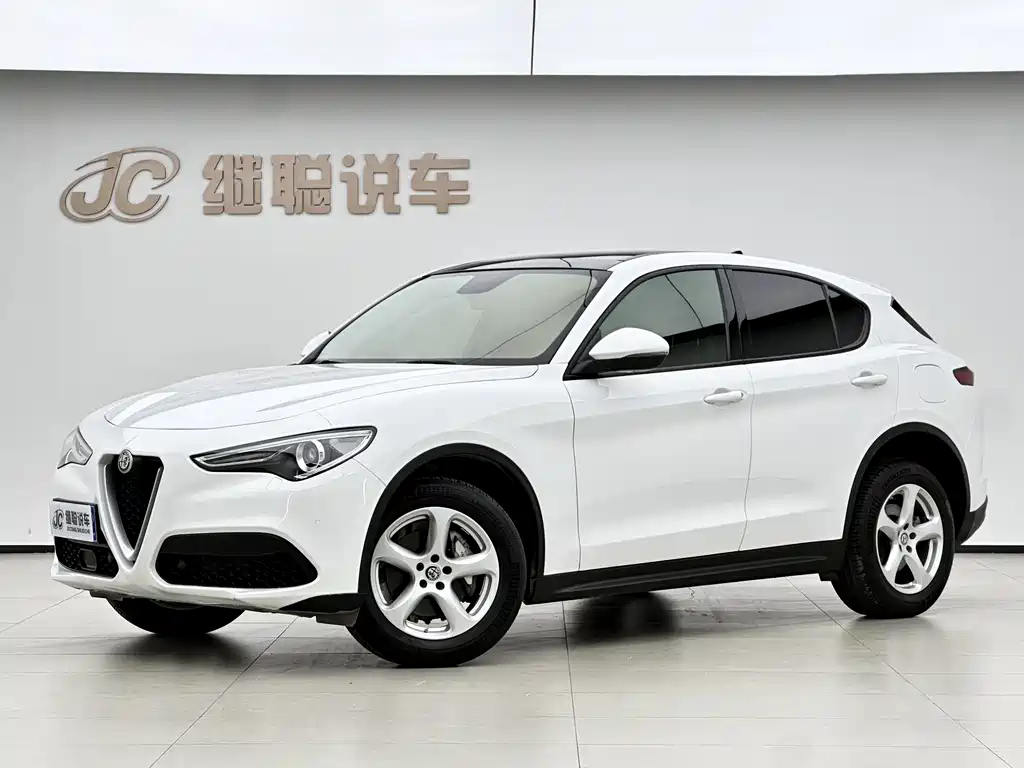 Alfa Romeo Stelvio 2019