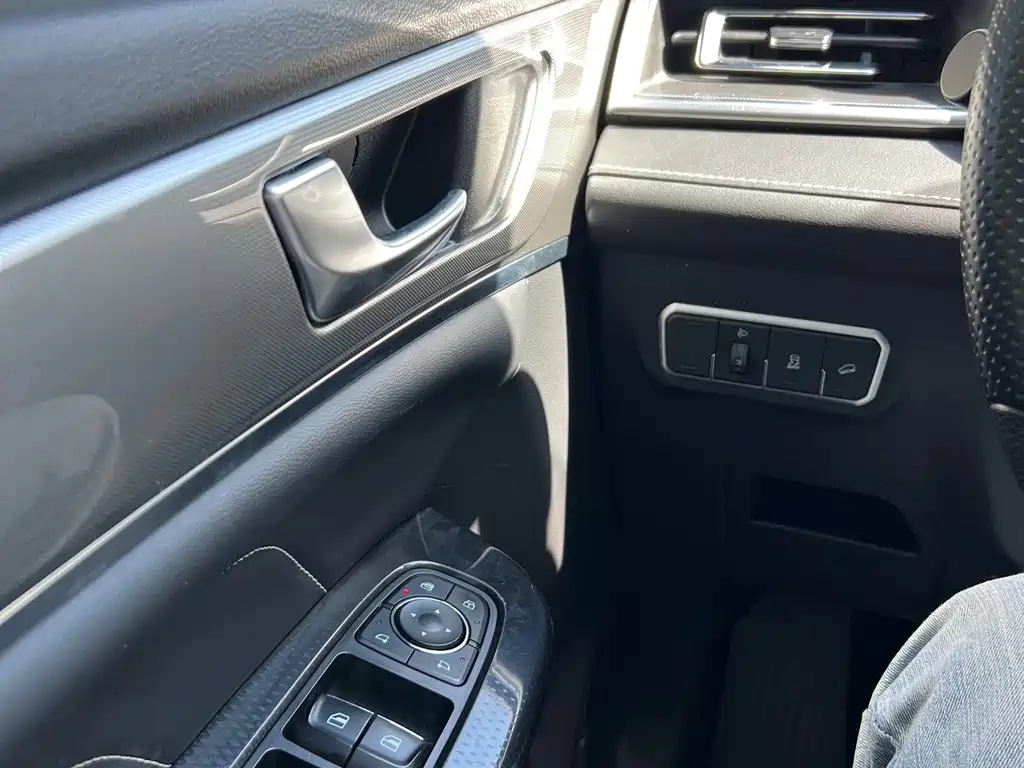 Haval M6 — миниатюра 15